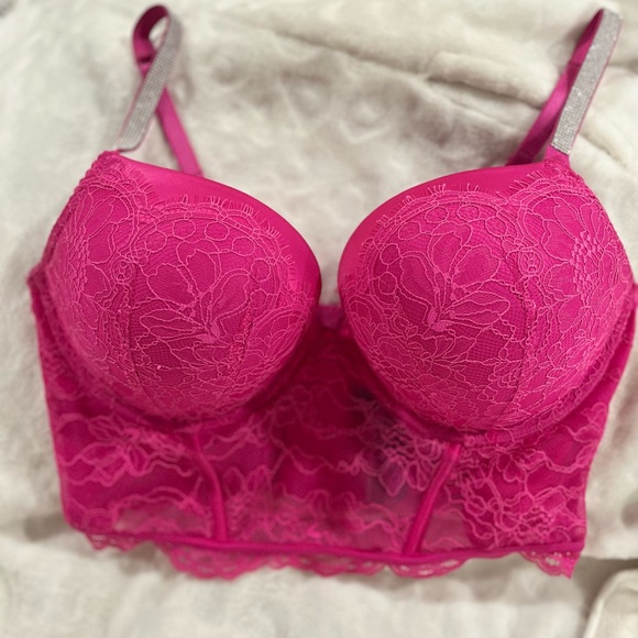 NWOT Victoria's Secret Fuchsia Pink Bombshell Bra - Picture 1 of 5